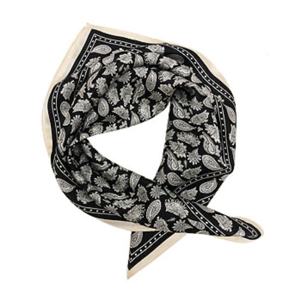 Ava & Aiden Accessories - Ava & Aiden Silk Paisley Print Bandana Scarf